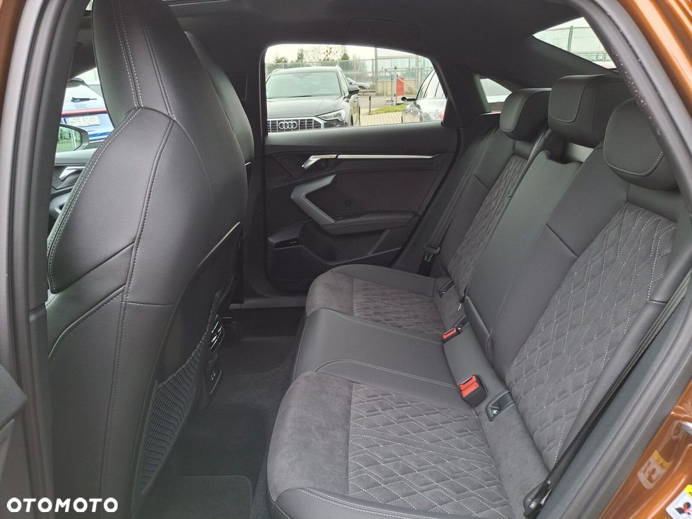 Audi S3 Limousine - 24