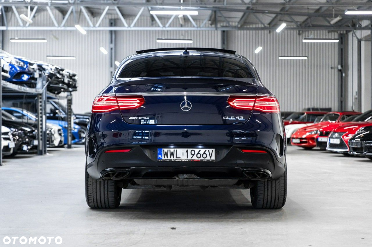Mercedes-Benz GLE - 10