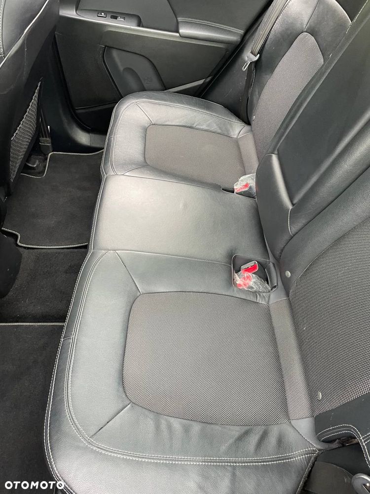 Kia Sportage 1.7 CRDI Business Line 2WD - 13