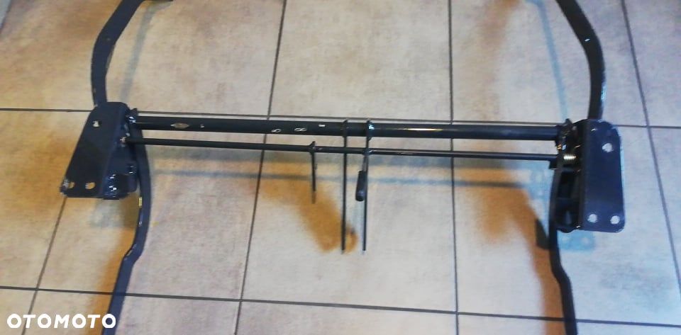 ISEKI SGR 22 SGR22 stelaż tylnego błotnika - 3