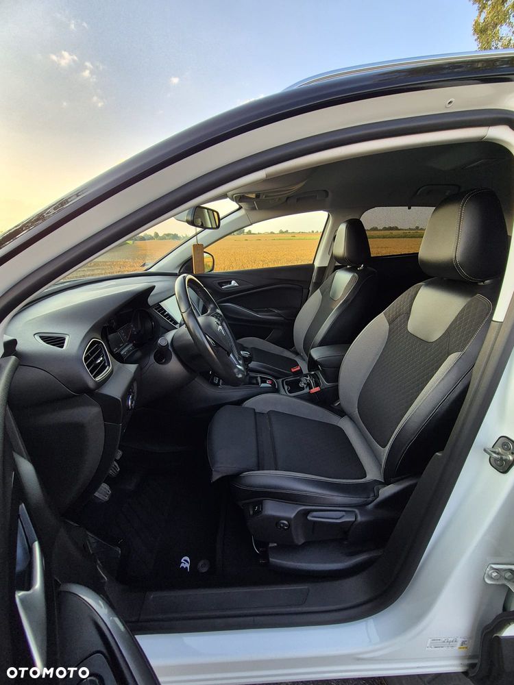 Opel Grandland X 1.5 CDTI Enjoy S&S - 9