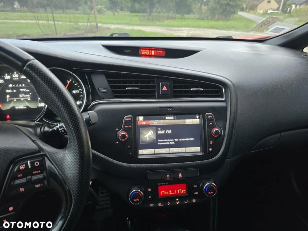 Kia Ceed 1.6 CRDi GT Line - 12