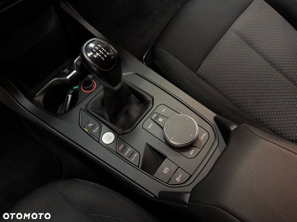 BMW Seria 1 116i Luxury Line - 29