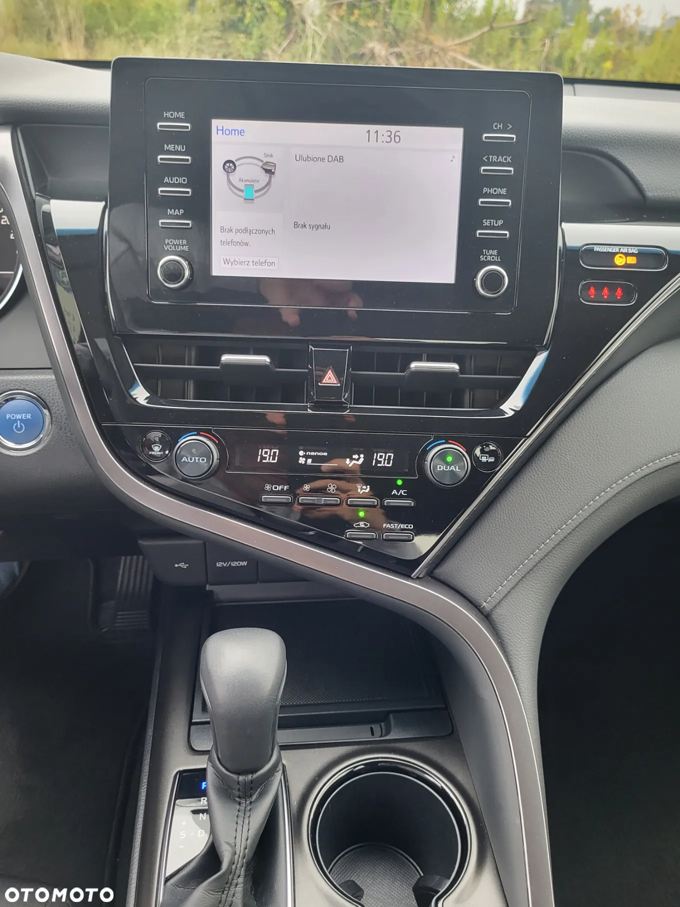 Toyota Camry 2.5 Hybrid Comfort CVT - 20