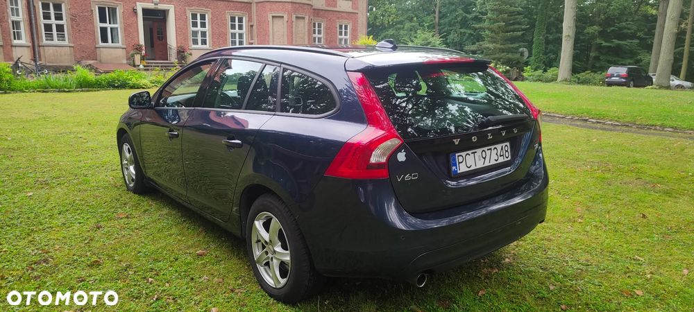 Volvo V60 D2 Momentum - 5