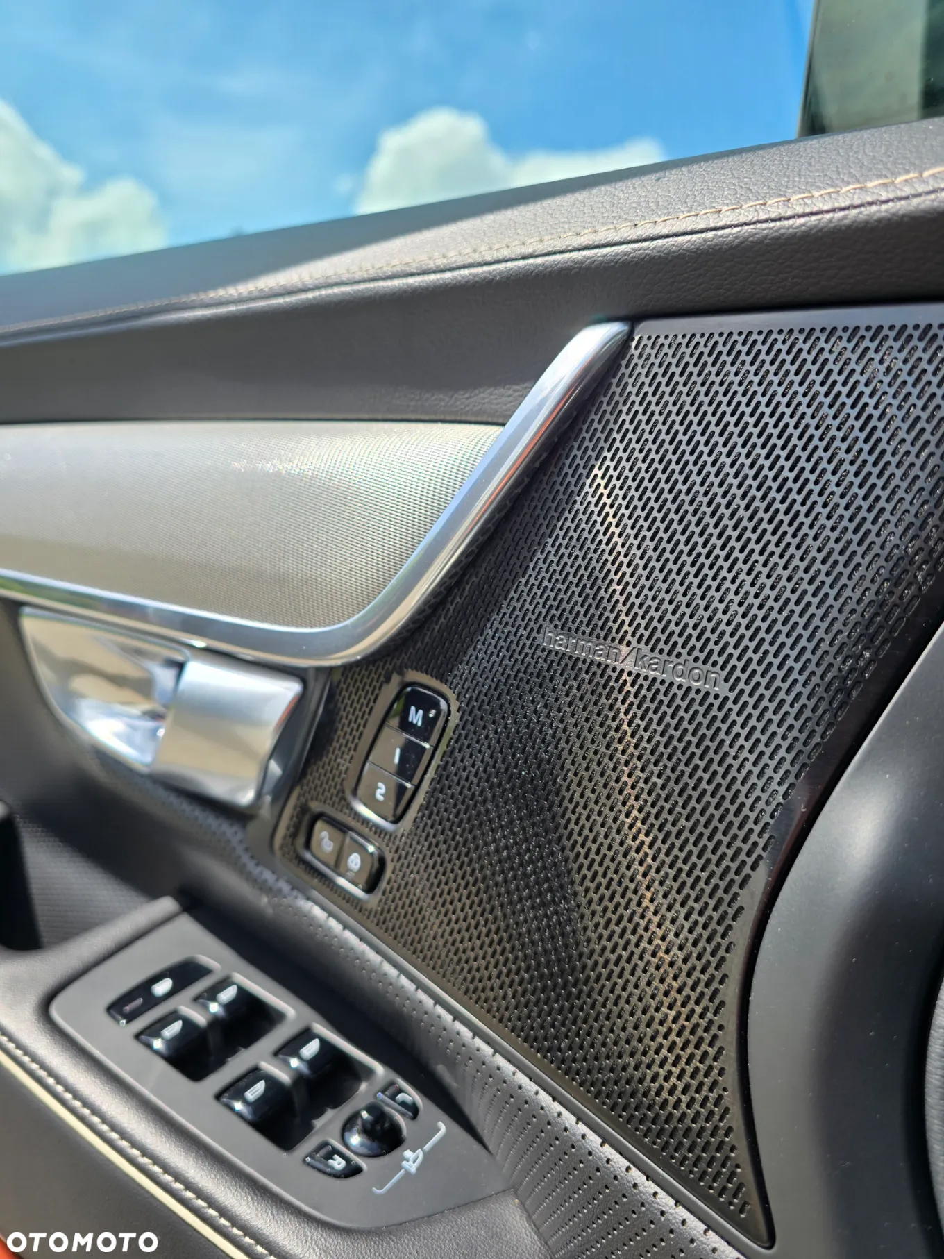Volvo S90 D5 AWD R-Design - 18