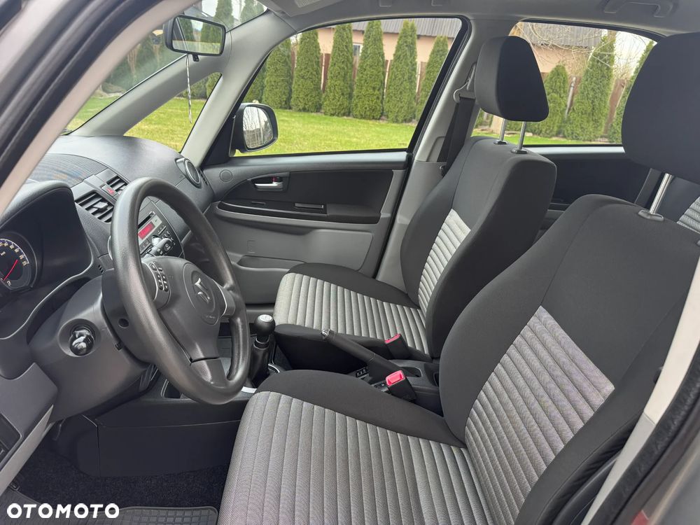 Suzuki SX4 1.6 VVT 4x4 Comfort - 11