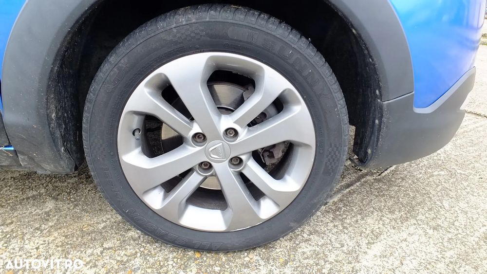 Dacia Lodgy TCe 115 Stepway - 9