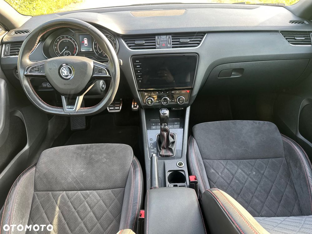Skoda Octavia 2.0 TDI 4x4 RS Challenge DSG - 39