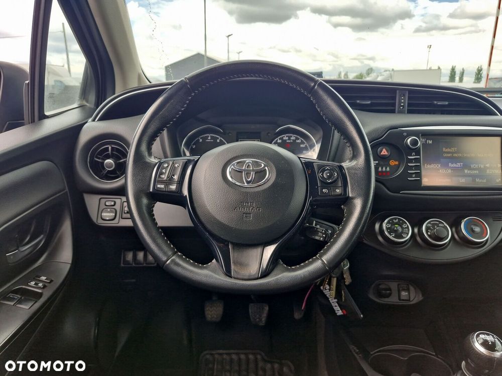 Toyota Yaris - 13