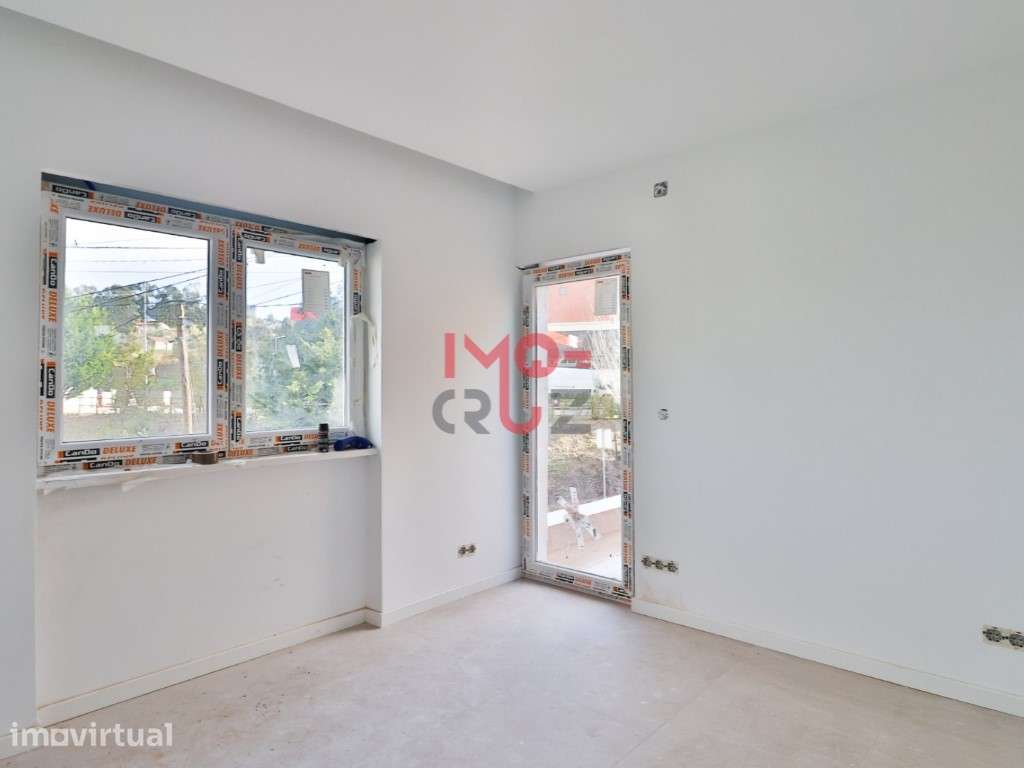Moradia T3 Independente de Charme Conforto, Elegância e Qualidade d... - Grande imagem: 5/23