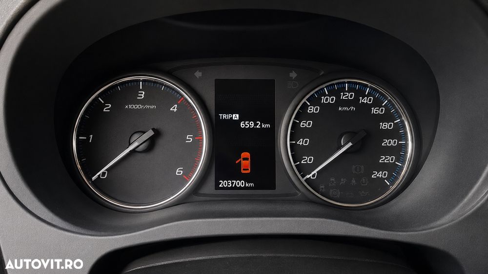 Mitsubishi Outlander - 5