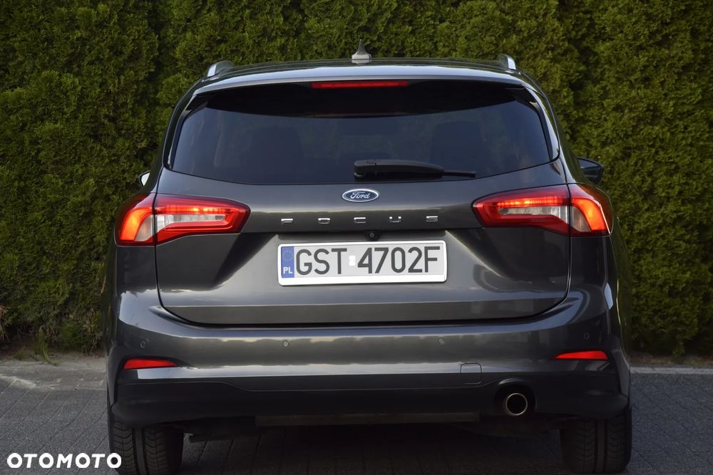 Ford Focus 1.0 EcoBoost STart-Stopp-System TITANIUM DESIGN - 19
