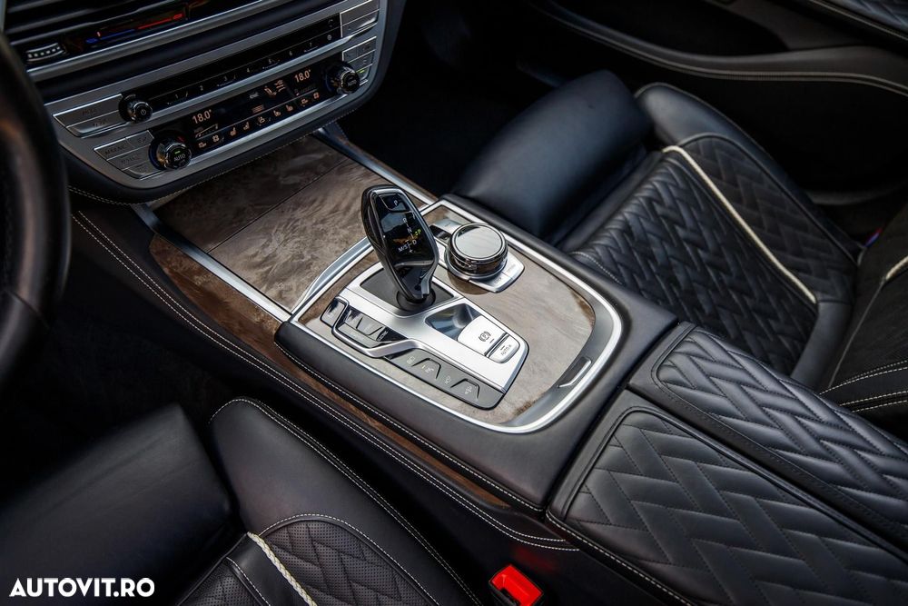 BMW 7 Series 2020 — imagine 35