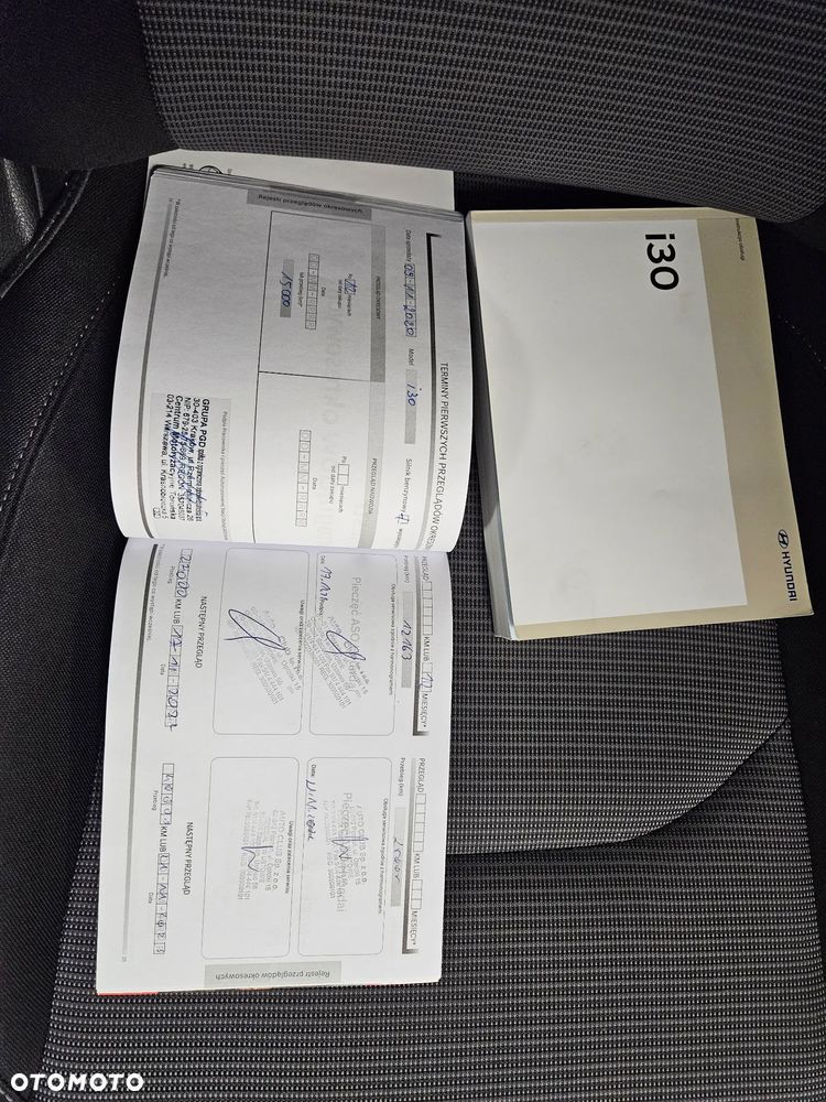 Hyundai i30 1.5 DPI Classic + - 10