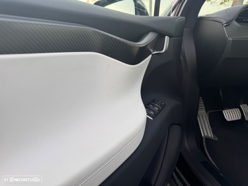 Tesla Model X P100D - 5