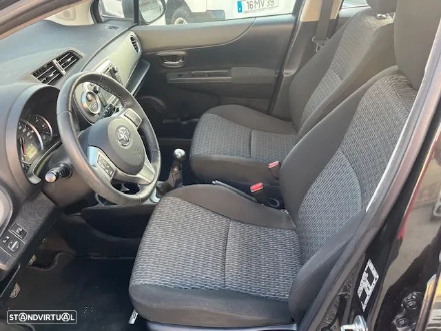 Toyota Yaris 1.0 VVT-i ACtive+AC - 8