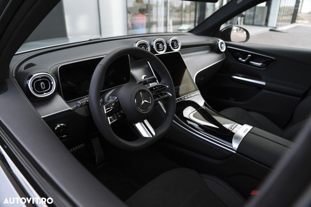 Mercedes-Benz GLC - 12