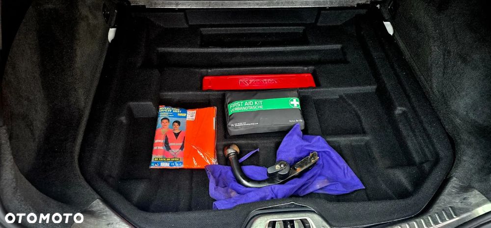 Volvo V60 T3 Momentum - 9