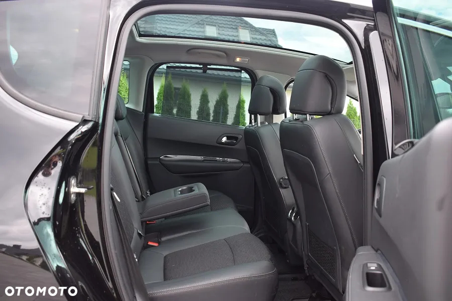 Peugeot 3008 HDi 115 Active - 11