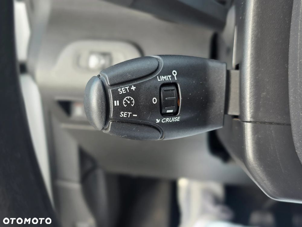 Toyota Proace City 1.2 D-4T 110KM  3 OSOBOWA Furgon Blaszak BEZWYPADKOWA z Polskiego Salonu I Pierwszy i Jedyny Właściciel I Stan auta "jak NOWE" I Pełna Faktura Vat 23% - 27