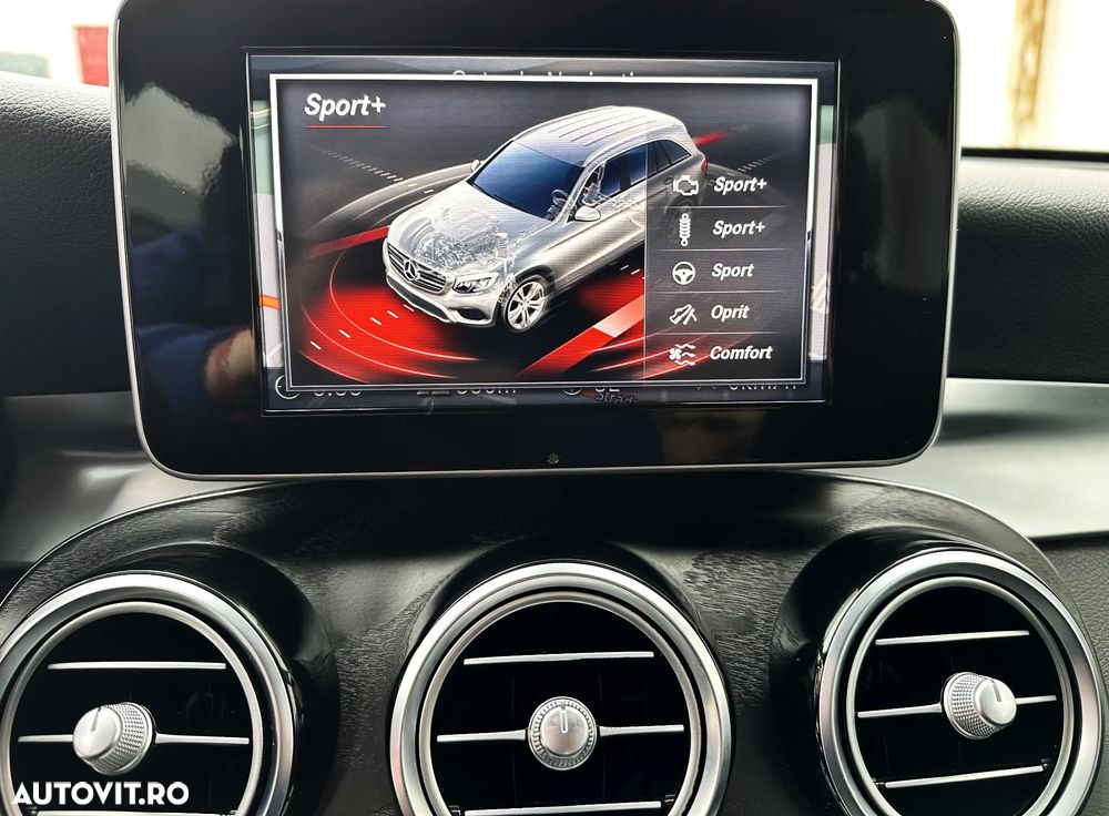 Mercedes-Benz GLC - 22