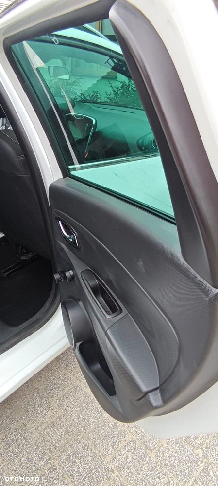 Renault Clio 0.9 TCe Techno Feel - 19