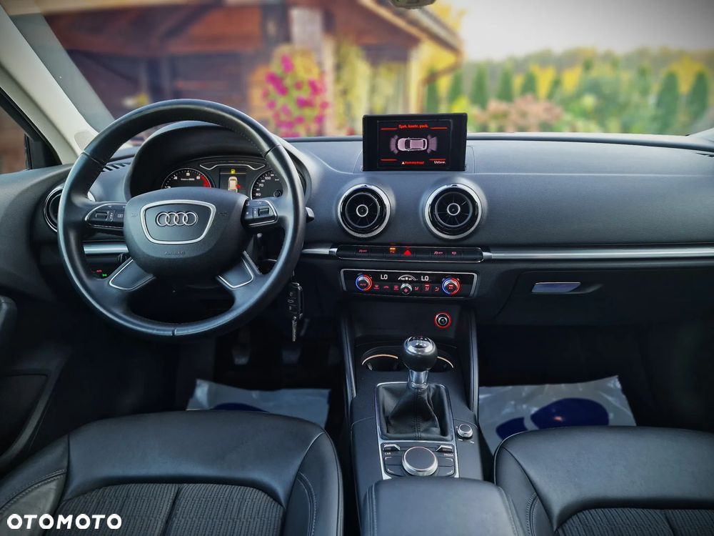 Audi A3 Sportback 1.4 TFSI CoD Ambiente - 30