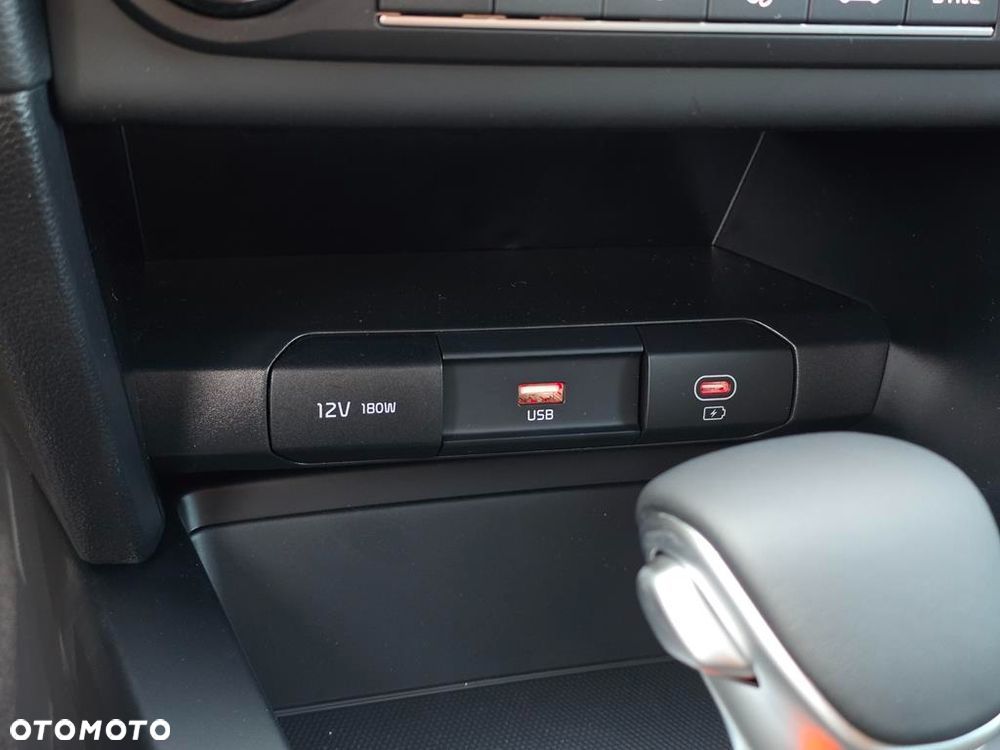 Kia XCeed 1.5 T-GDI M DCT - 21