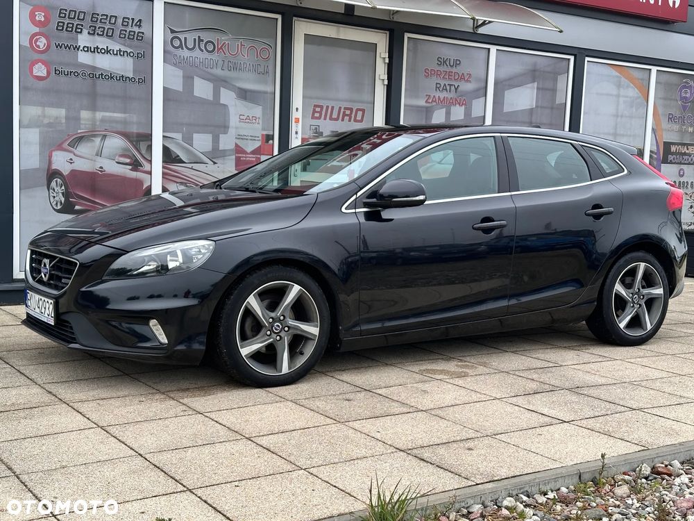 Volvo V40 D2 R Design - 9