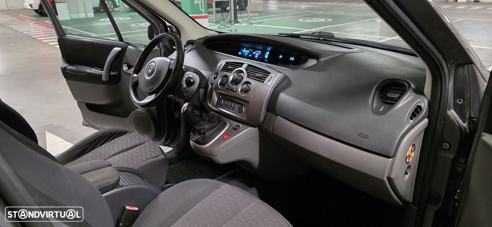 Renault Scénic 1.5 dCi Privilège Luxe - 16
