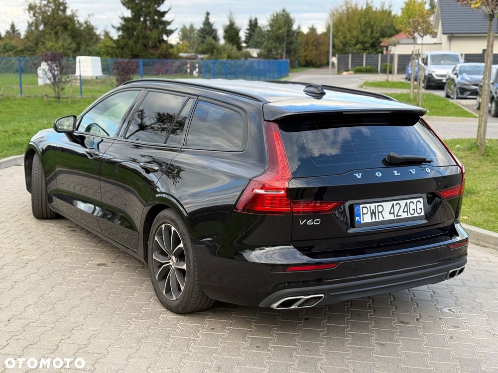 Volvo V60 D3 Momentum Pro - 2