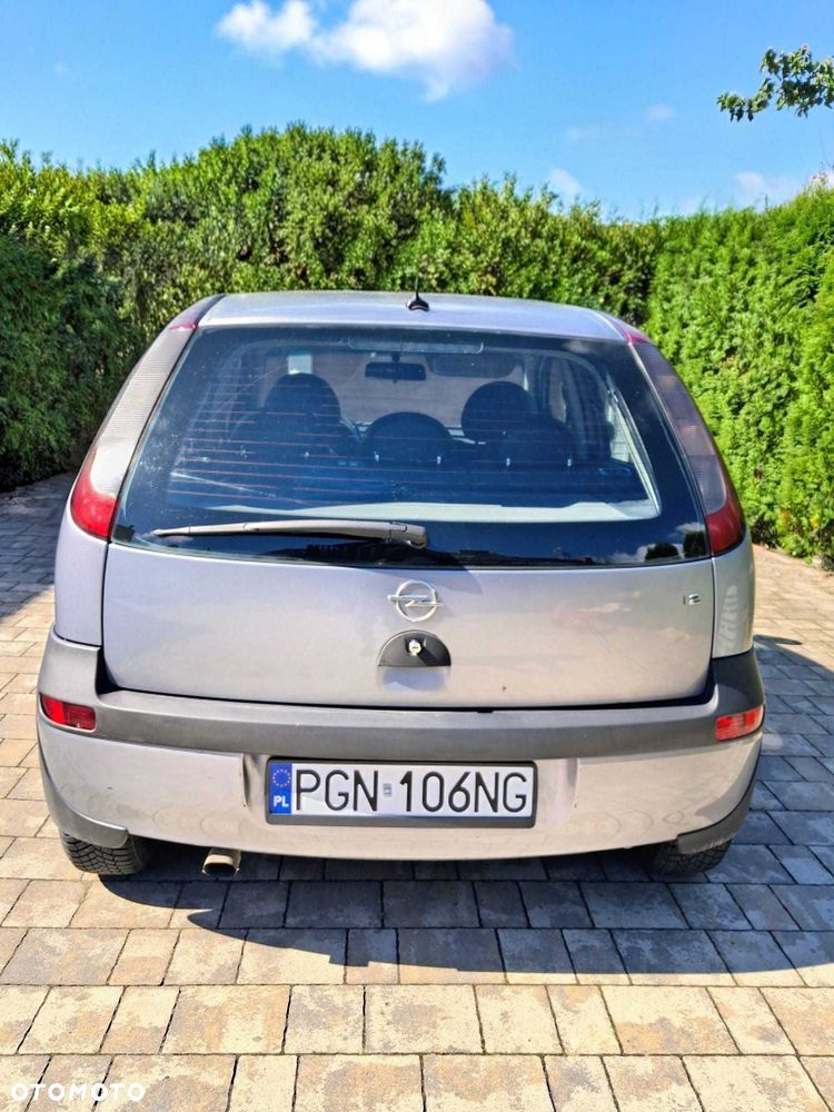 Opel Corsa - 2