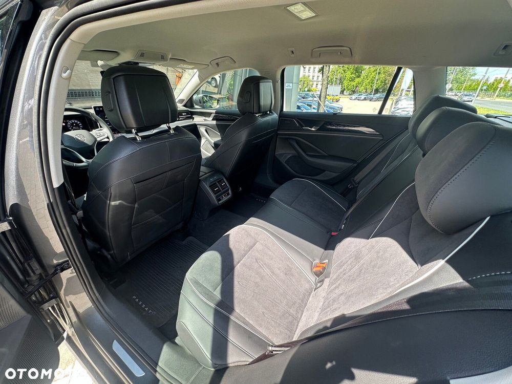 Volkswagen Passat - 26