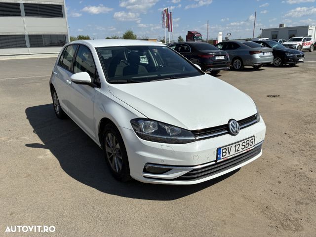 Volkswagen Golf 1.6 TDI Comfortline - 4
