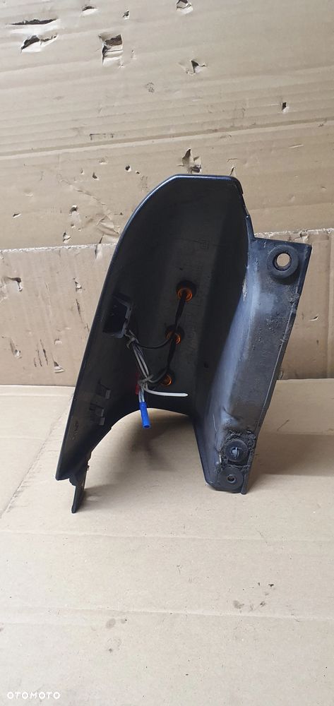 Narożnik zderzaka prawy tył górny Trafic III Vivaro B 903908429R 93454109 - 7