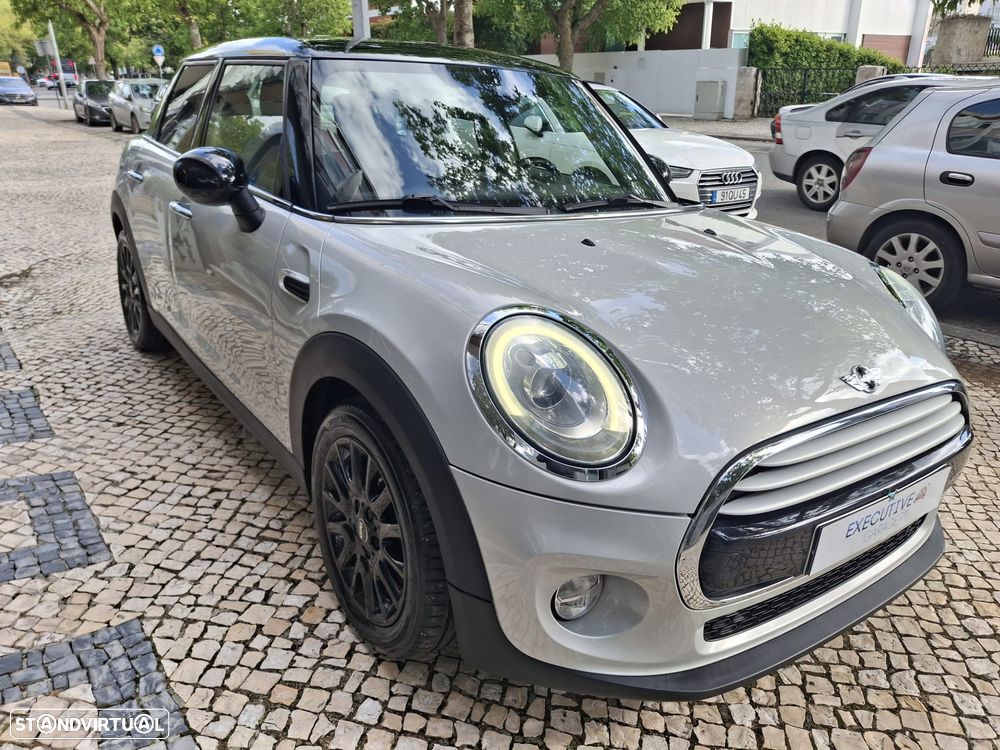 MINI 5 Portas Cooper D Auto - 8