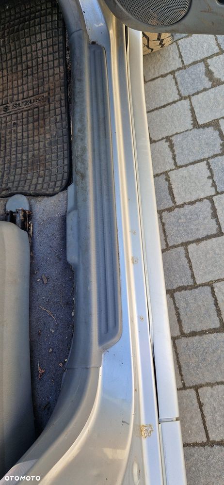 Suzuki XL7 - 18