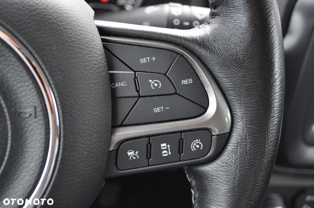 Jeep Renegade 1.3 GSE T4 Turbo Limited FWD S&S - 25