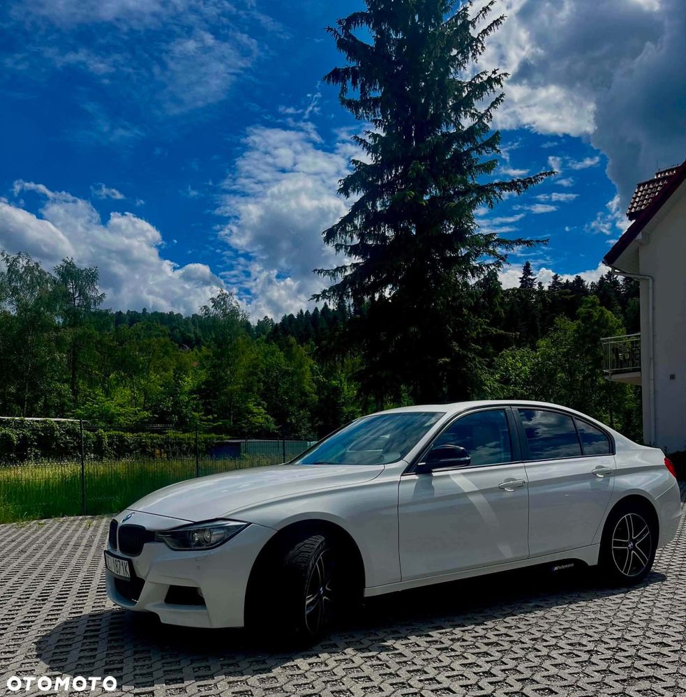 BMW Seria 3 328i - 4