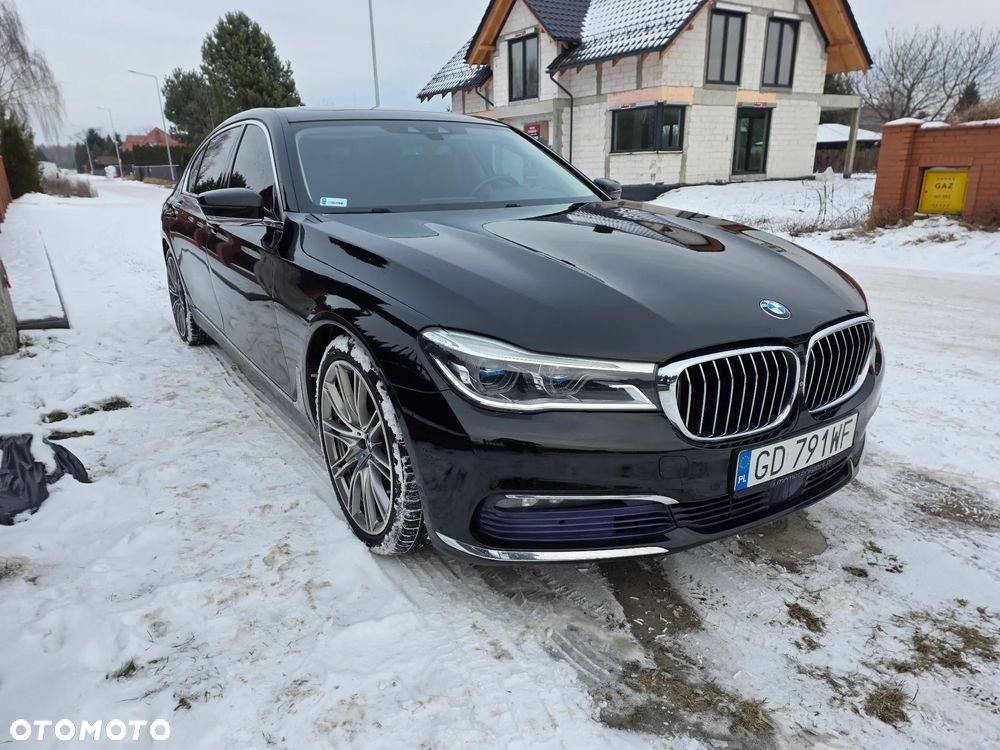 BMW Seria 7 740Li - 3