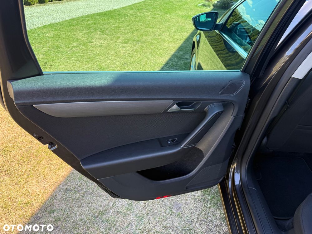 Volkswagen Passat 1.4 TSI BlueMotion Technology Comfortline - 17