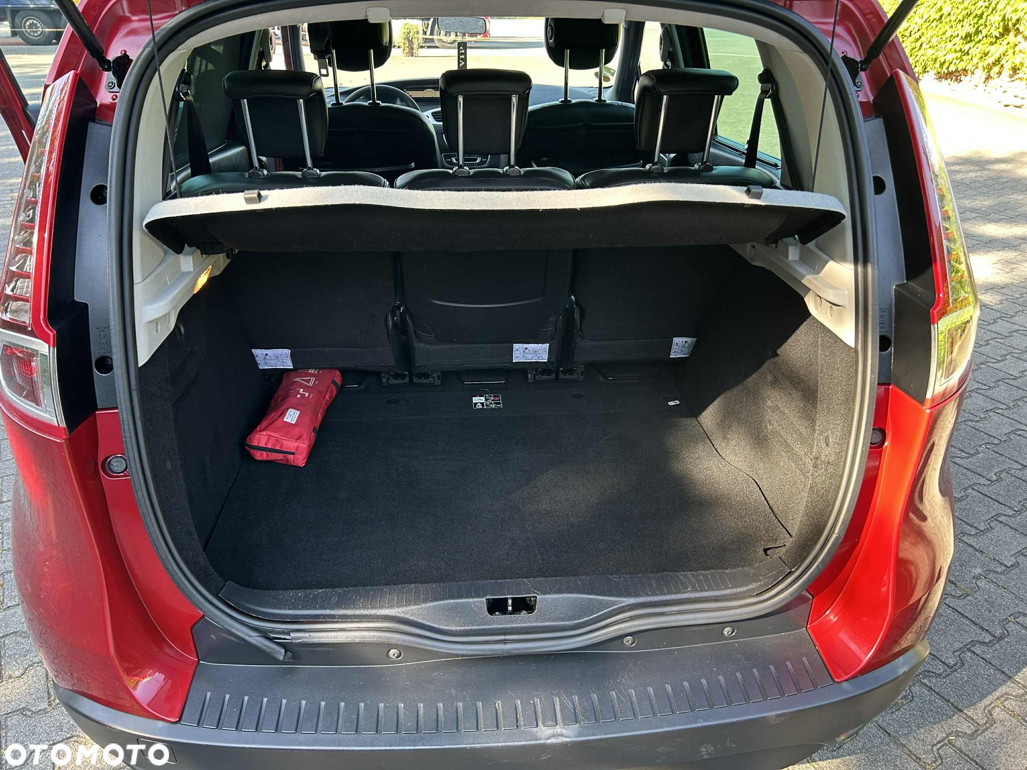 Renault Scenic 1.4 16V TCE Expression - 28