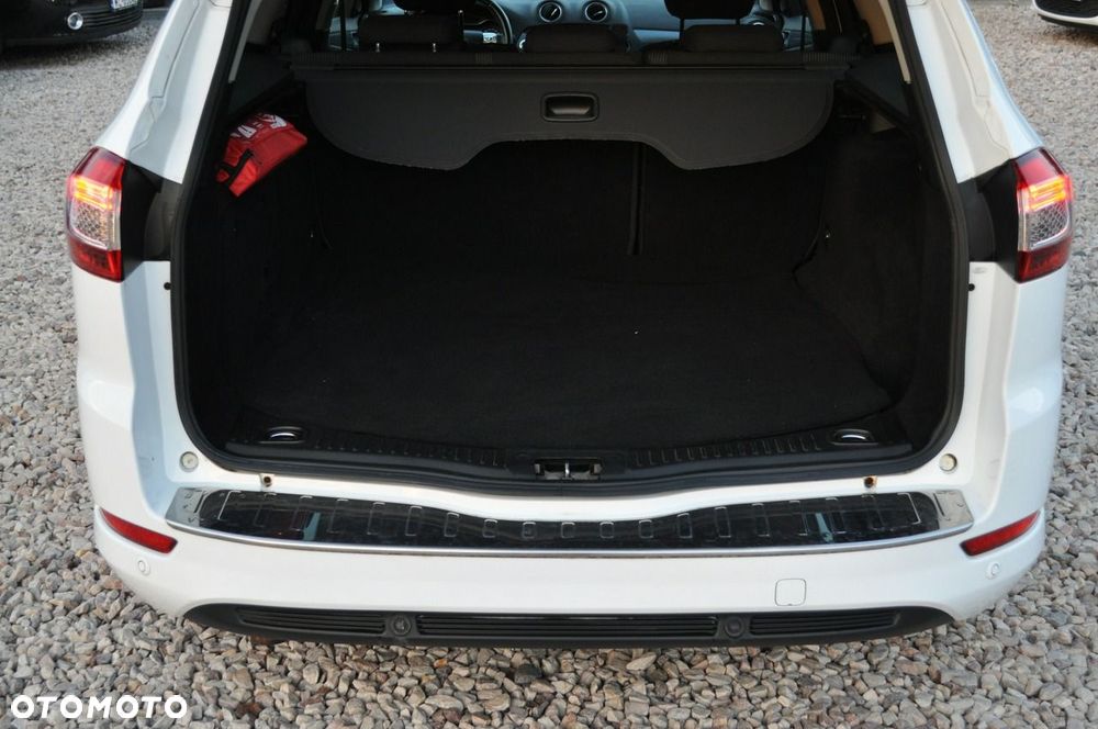Ford Mondeo 2.0 TDCi Titanium - 33