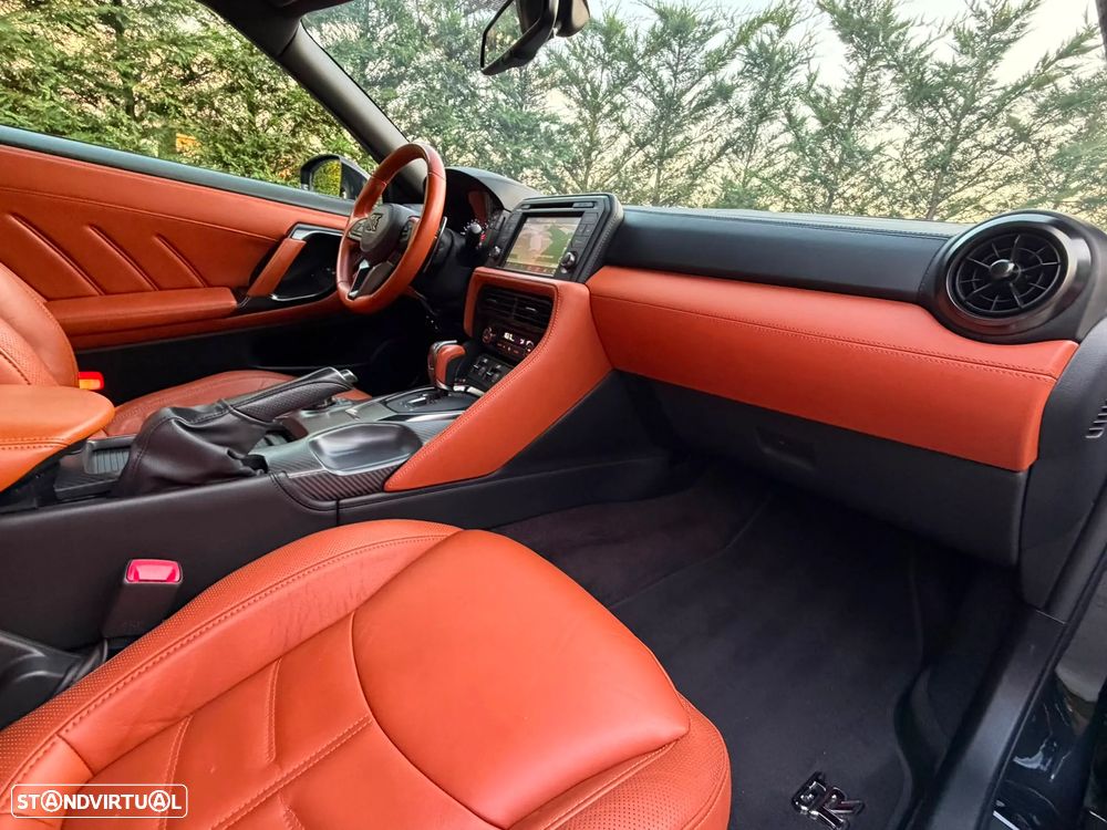 Nissan GT-R Prestige Edition - 19