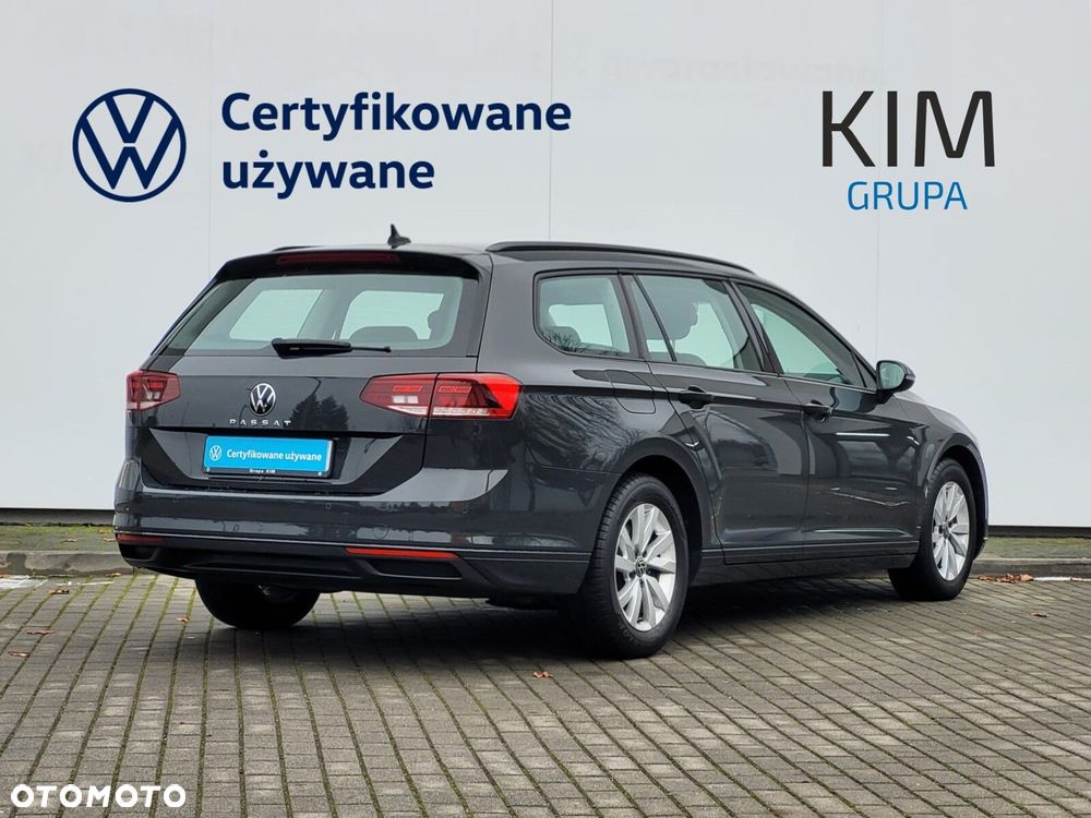 Volkswagen Passat - 2