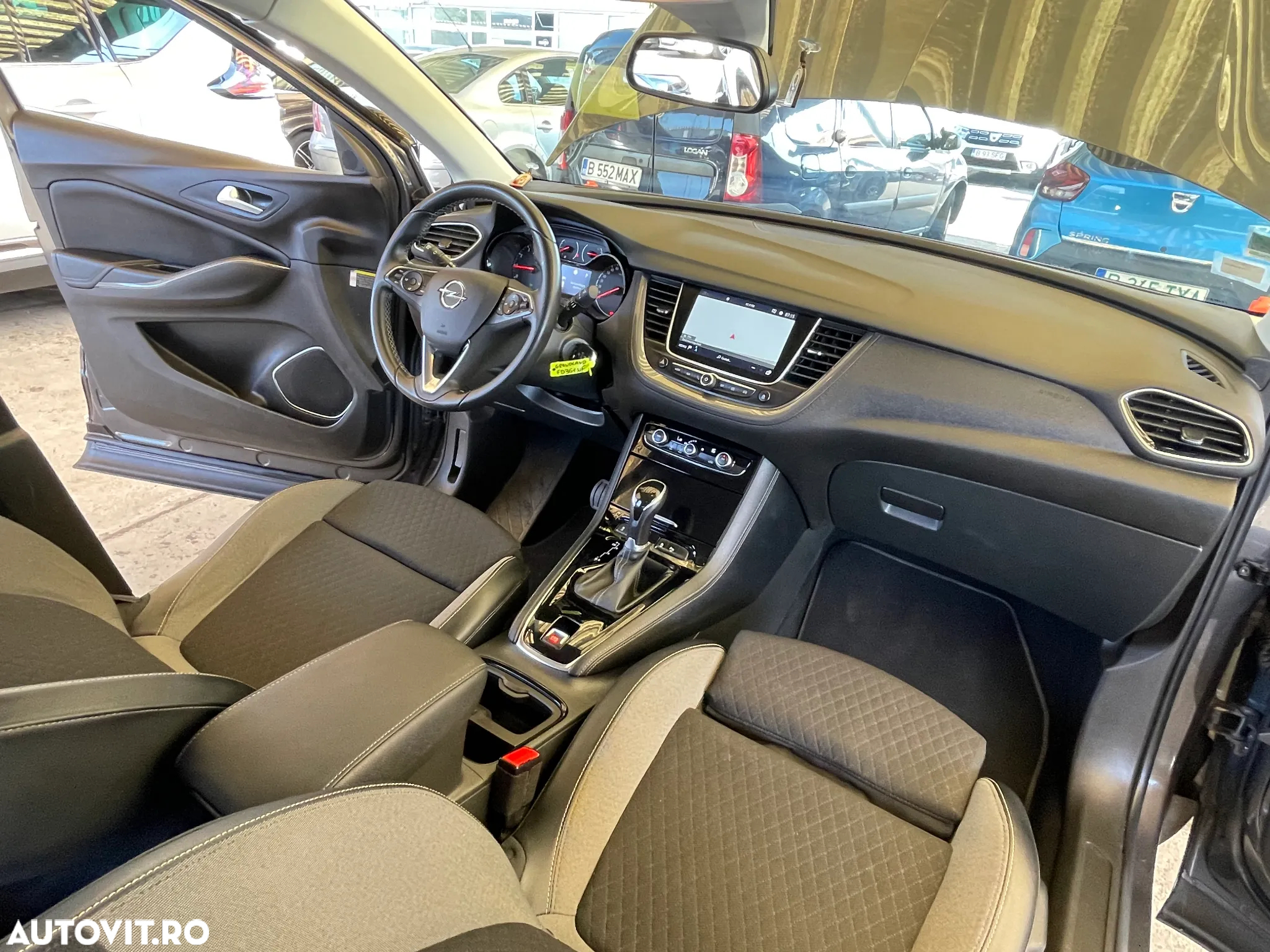 Opel Grandland X 1.2 Start/Stop Automatik Design Line - 33