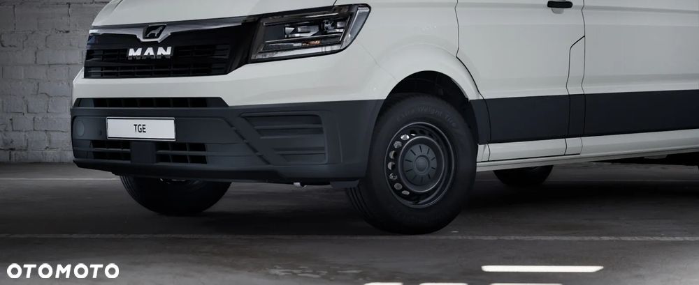 MAN TGE 3.180 4X2F SB - 4