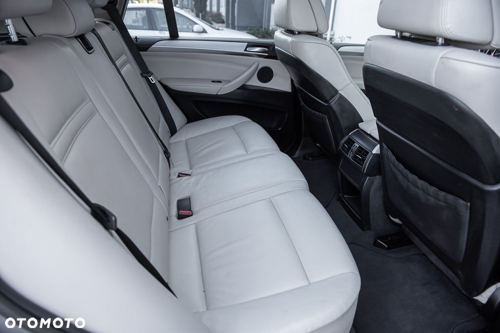 BMW X5 xDrive35i M Sport Edition - 28