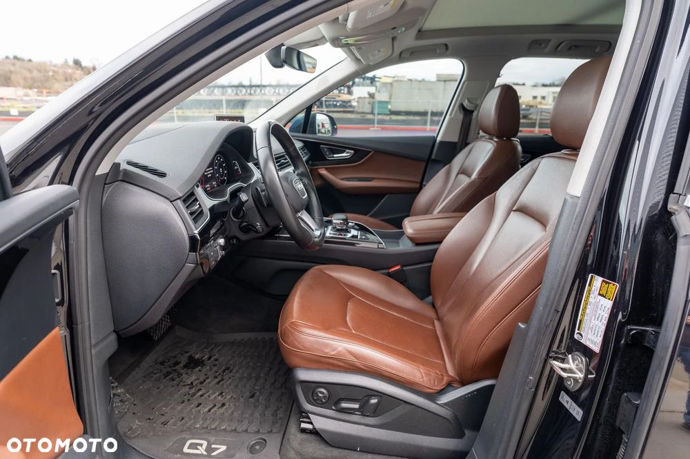 Audi Q7 - 19